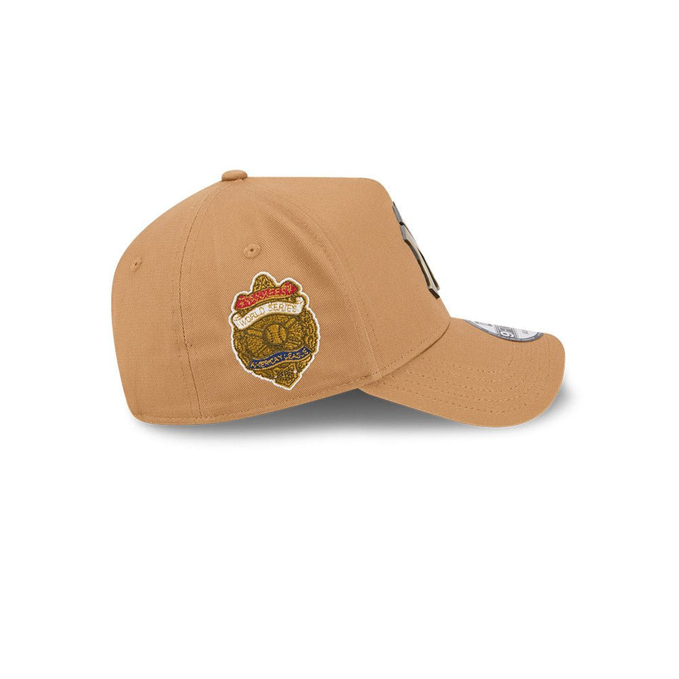 9FORTY A - Frame Antique Metal Badge ニューヨーク・ヤンキース ウィート - 14694468 - OSFM | NEW ERA ニューエラ公式オンラインストア
