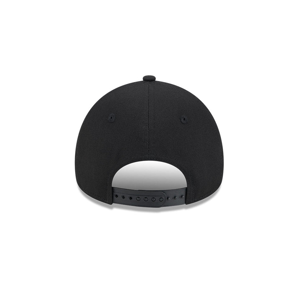 9FORTY A - Frame Antique Metal Badge ニューヨーク・ヤンキース ブラック - 14694469 - OSFM | NEW ERA ニューエラ公式オンラインストア