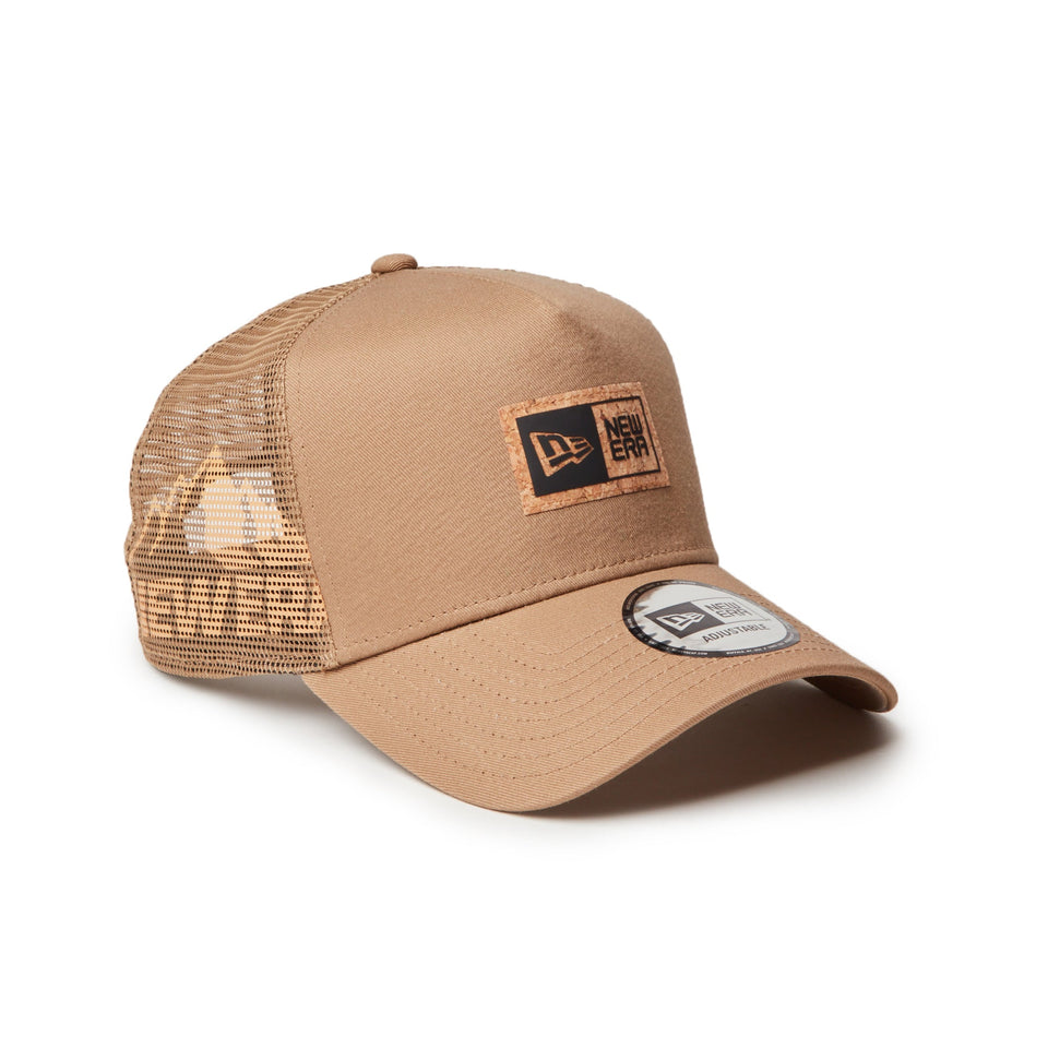 9FORTY A - Frame トラッカー Cork Patch ボックスロゴ カーキ【ニューエラアウトドア】 - 14307266 - OSFM | NEW ERA ニューエラ公式オンラインストア
