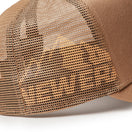 9FORTY A - Frame トラッカー Cork Patch ボックスロゴ カーキ【ニューエラアウトドア】 - 14307266 - OSFM | NEW ERA ニューエラ公式オンラインストア