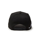 9FORTY A - Frame Essential エッセンシャル チェーンステッチ スクリプトロゴ ブラック - 14307504 - OSFM | NEW ERA ニューエラ公式オンラインストア