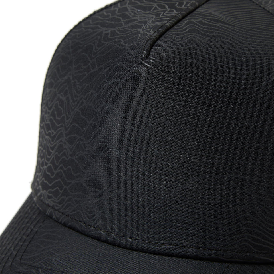 9FORTY A - Frame GORE - TEX 2L Topographic surface ブラック | アウトドア - 14668949 - OSFM | NEW ERA ニューエラ公式オンラインストア