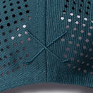 【ゴルフ】9FORTY A - Frame Laser Perforated ボックスロゴ パインニードルグリーン/サンディリネン/ビーチキスブルー - 14391395 - OSFM | NEW ERA ニューエラ公式オンラインストア