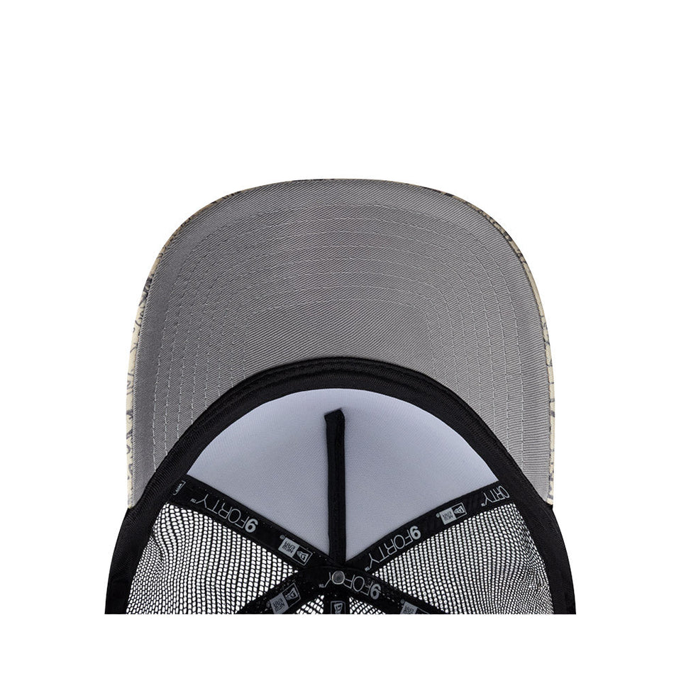 9FORTY A - Frame トラッカー Looney Tunes バッグス・バニー ホワイト/ブラック - 14699683 - OSFM | NEW ERA ニューエラ公式オンラインストア
