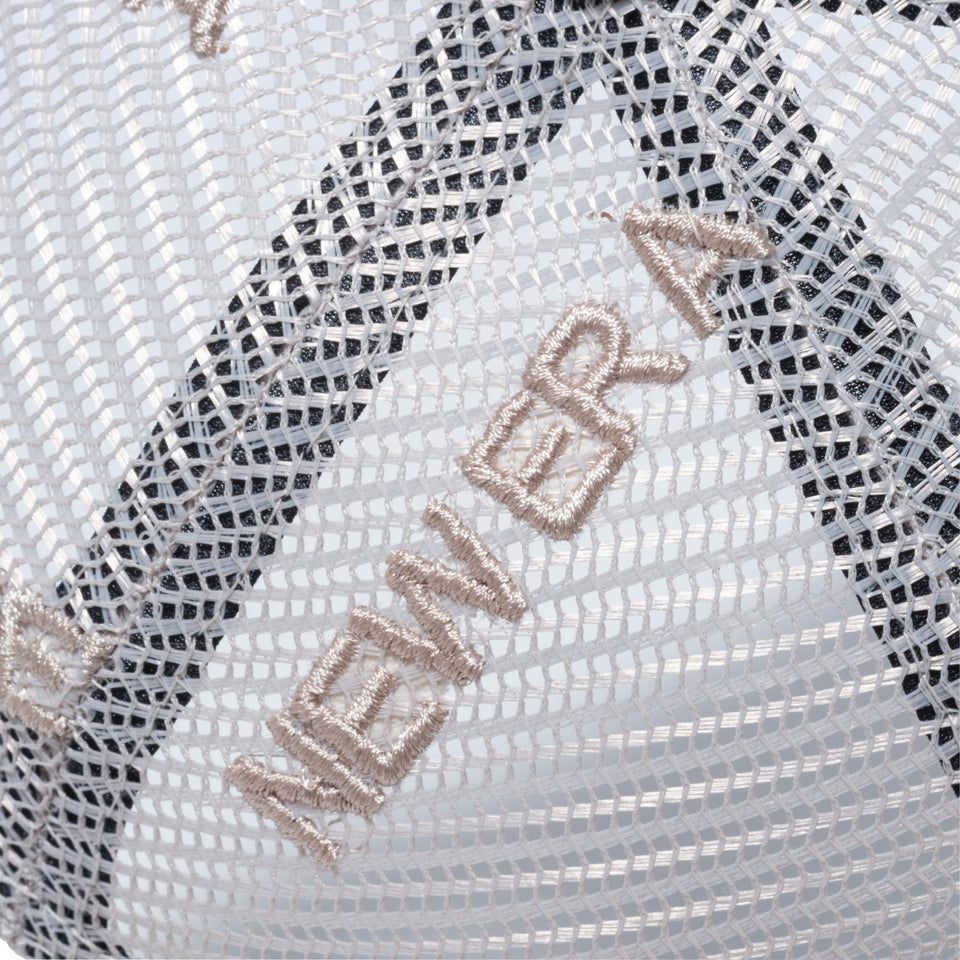 9FORTY A - Frame トラッカー Mesh Embroidery ストーン - 14109698 - OSFM | NEW ERA ニューエラ公式オンラインストア