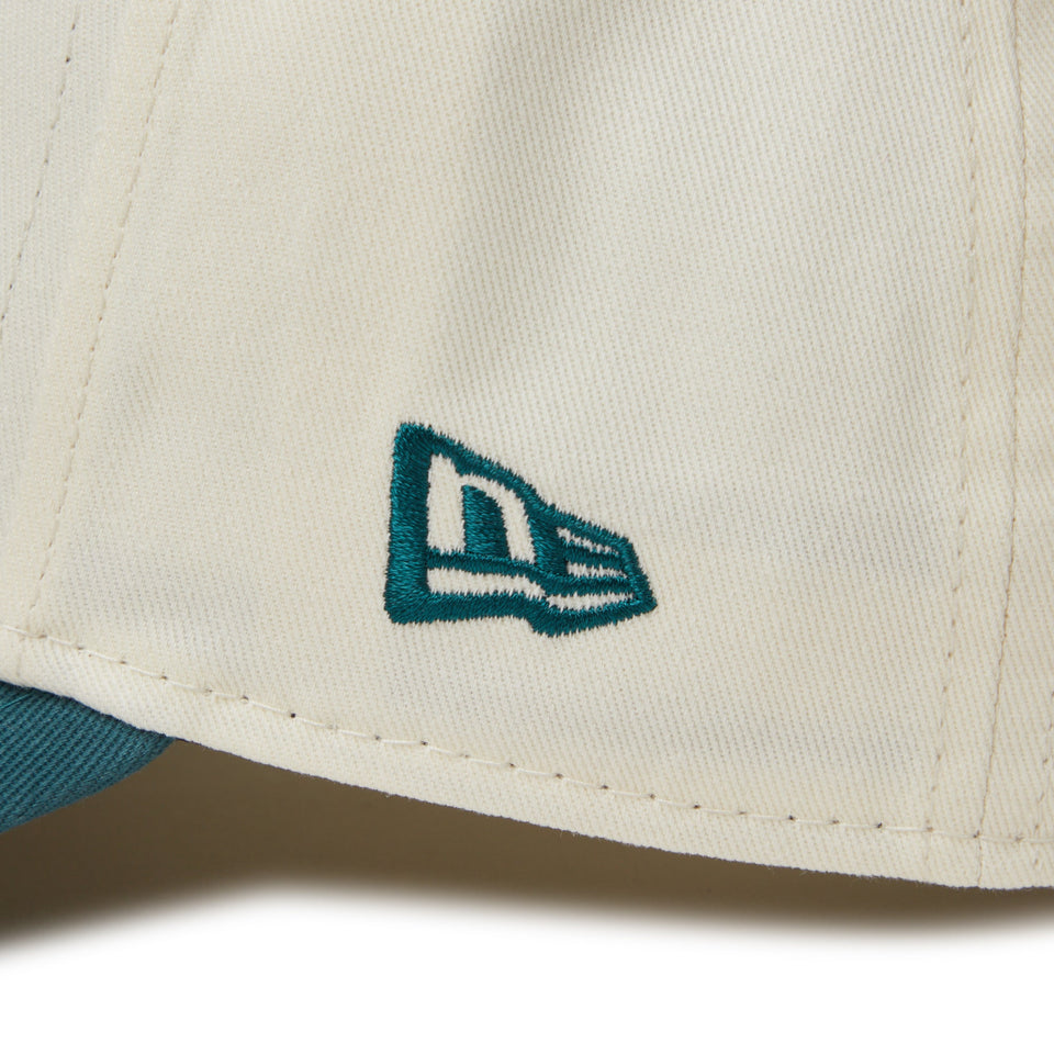 【ゴルフ】9FORTY A - Frame MLB 2 - Tone ニューヨーク・ヤンキース クロームホワイト パインニードルグリーンバイザー - 14391388 - OSFM | NEW ERA ニューエラ公式オンラインストア