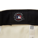 【ゴルフ】9FORTY A - Frame MLB 2 - Tone ニューヨーク・ヤンキース クロームホワイト パインニードルグリーンバイザー - 14391388 - OSFM | NEW ERA ニューエラ公式オンラインストア