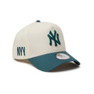 【ゴルフ】9FORTY A - Frame MLB 2 - Tone ニューヨーク・ヤンキース クロームホワイト パインニードルグリーンバイザー - 14391388 - OSFM | NEW ERA ニューエラ公式オンラインストア