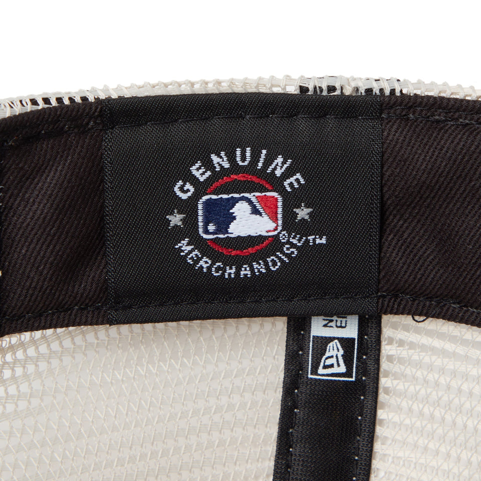 9FORTY A - Frame トラッカー MLB Typewriter ピッツバーグ・パイレーツ スカイブルー/クロームホワイト - 14388613 - OSFM | NEW ERA ニューエラ公式オンラインストア