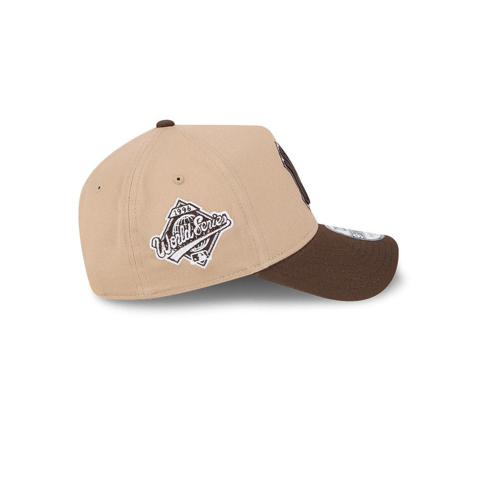 9FORTY A - Frame MLB World Series ニューヨーク・ヤンキース キャメル × ウォルナット - 14628820 - OSFM | NEW ERA ニューエラ公式オンラインストア