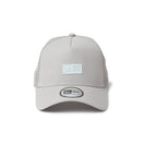 9FORTY A - Frame トラッカー Monogram Pattern ボックスロゴ TPUパッチ グレー - 14388597 - OSFM | NEW ERA ニューエラ公式オンラインストア