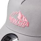 9FORTY A - Frame トラッカー Mountain Logo Spacer Mesh グレー【ニューエラアウトドア】 - 14307261 - OSFM | NEW ERA ニューエラ公式オンラインストア