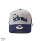 【ゴルフ】9FORTY A - Frame トラッカー PEANUTS ピーナッツ アーチロゴ グレー/ライトネイビー - 14432173 - OSFM | NEW ERA ニューエラ公式オンラインストア