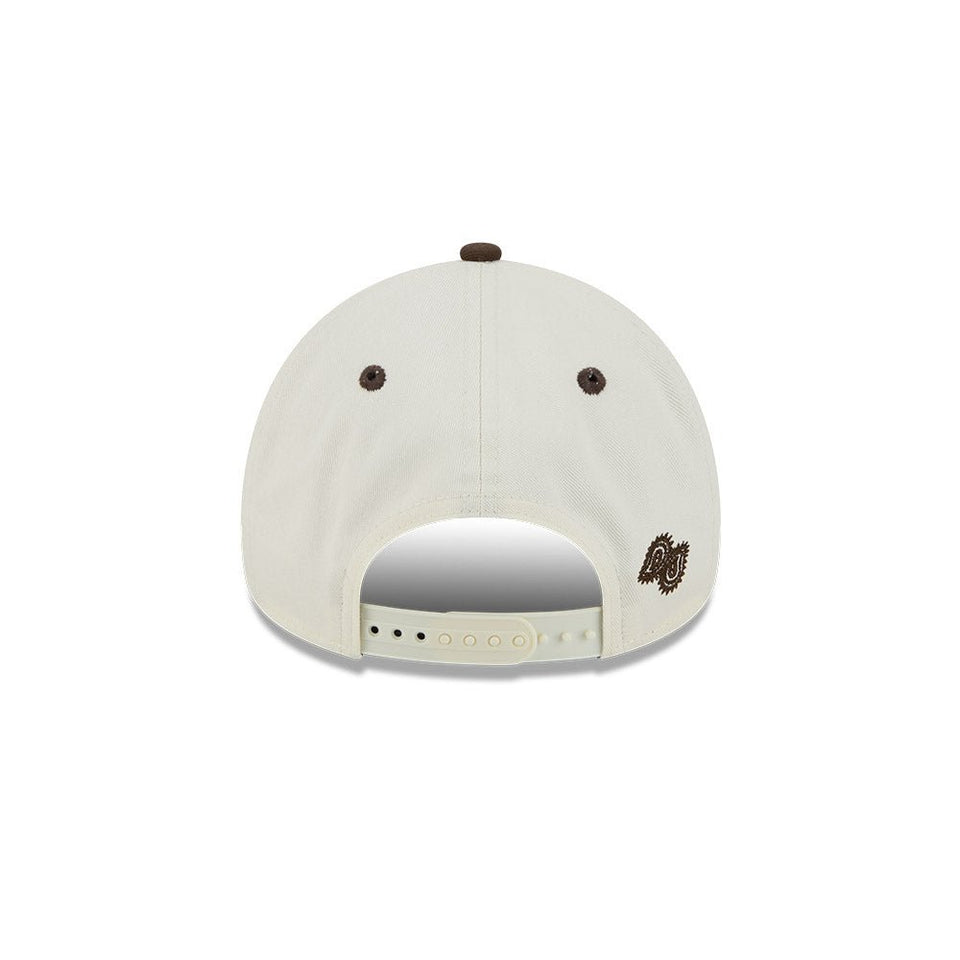9FORTY A - Frame Walnut Paisley ニューヨーク・ヤンキース クロームホワイト ウォルナットバイザー - 14694462 - OSFM | NEW ERA ニューエラ公式オンラインストア