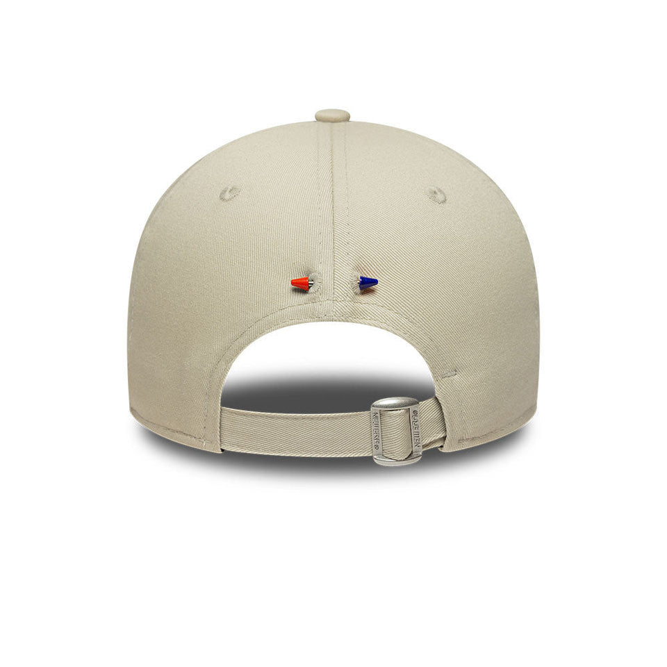 9FORTY Barbara Bui × Paris Saint - Germain Football Club ストーン - 14893957-OSFM | NEW ERA ニューエラ公式オンラインストア