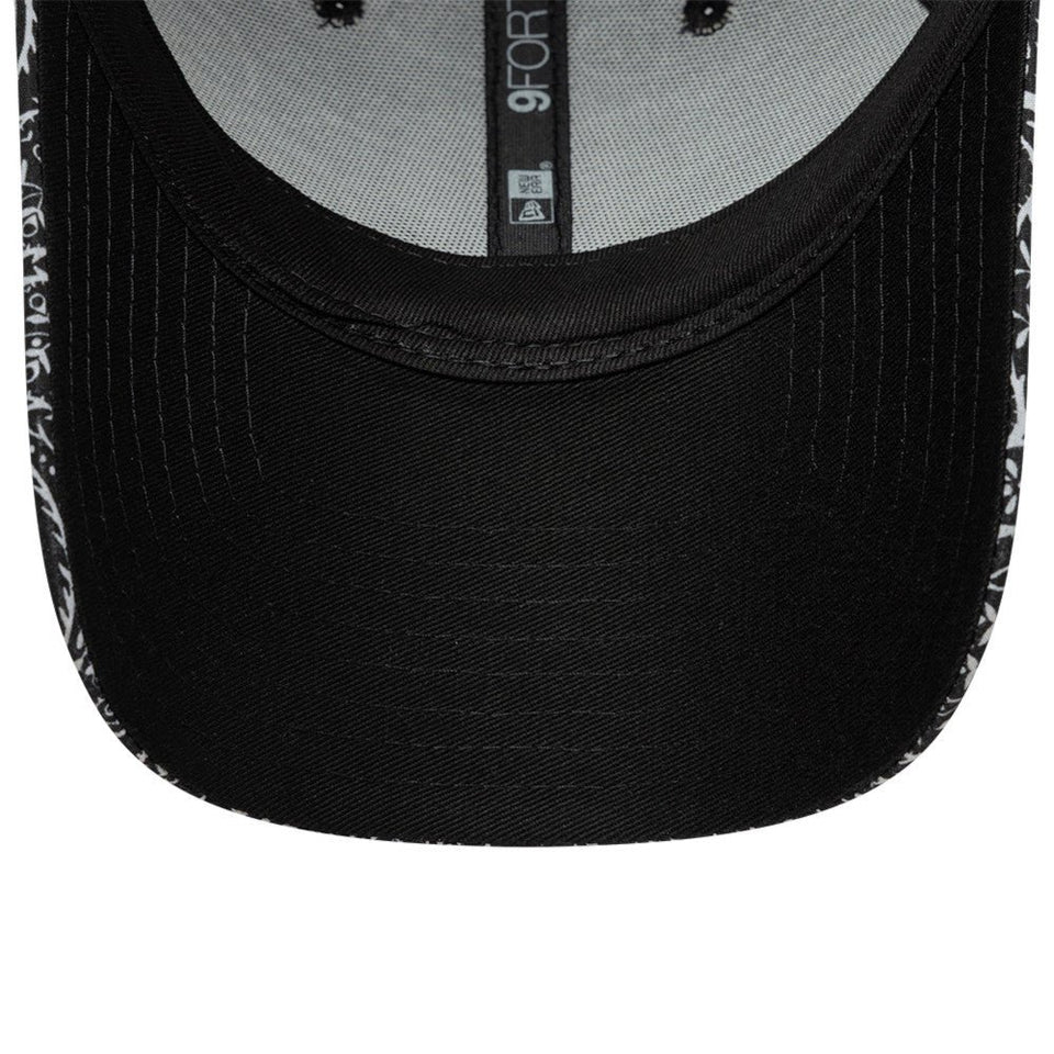 9FORTY Barbara Bui × Paris Saint - Germain Football Club バンダナ ブラック - 14893959-OSFM | NEW ERA ニューエラ公式オンラインストア