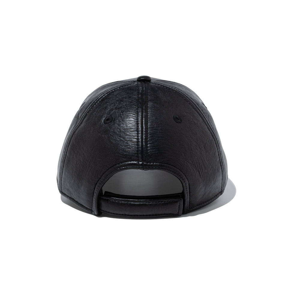 9FORTY Eco Leather Fabric Series ボアフリース メタルピン ベーシック ブラック - 14861149 - OSFM | NEW ERA ニューエラ公式オンラインストア