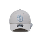 9FORTY サンディエゴ･パドレス Happy Holidays ストーン - 14866578-OSFM | NEW ERA ニューエラ公式オンラインストア