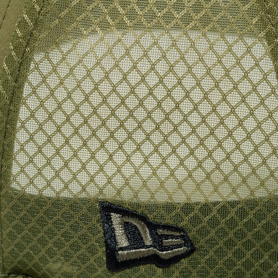 9FORTY M - Crown A - Frame 2025 NFL Salute to Service ラスベガス・レイダース - 14724764 - OSFM | NEW ERA ニューエラ公式オンラインストア