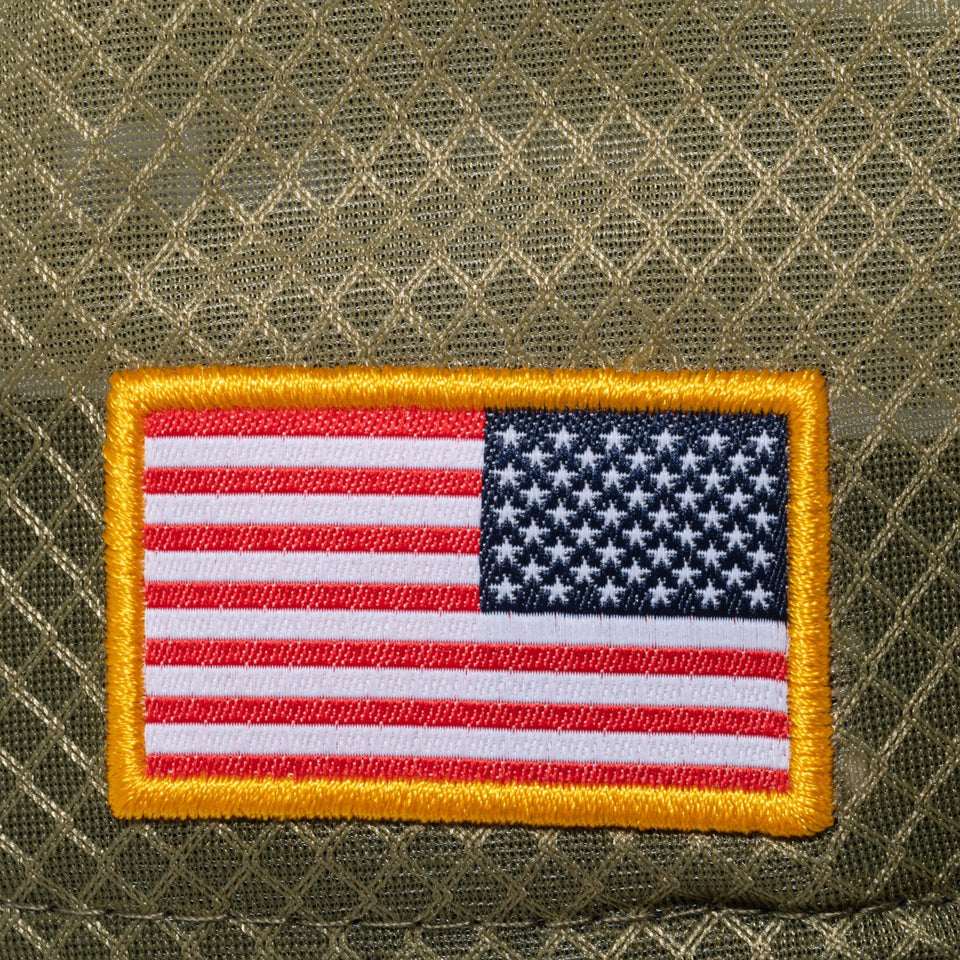 9FORTY M - Crown A - Frame 2025 NFL Salute to Service ラスベガス・レイダース - 14724764 - OSFM | NEW ERA ニューエラ公式オンラインストア