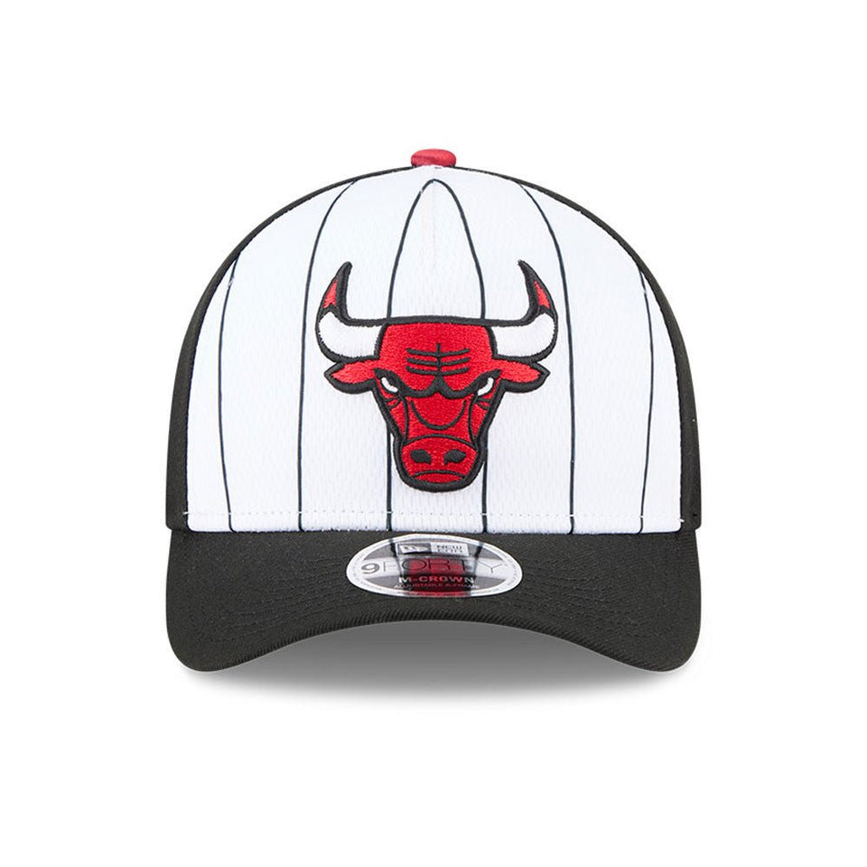 9FORTY M - Crown A - Frame NBA Tip Off 2024 シカゴ・ブルズ - 14724778 - OSFM | NEW ERA ニューエラ公式オンラインストア
