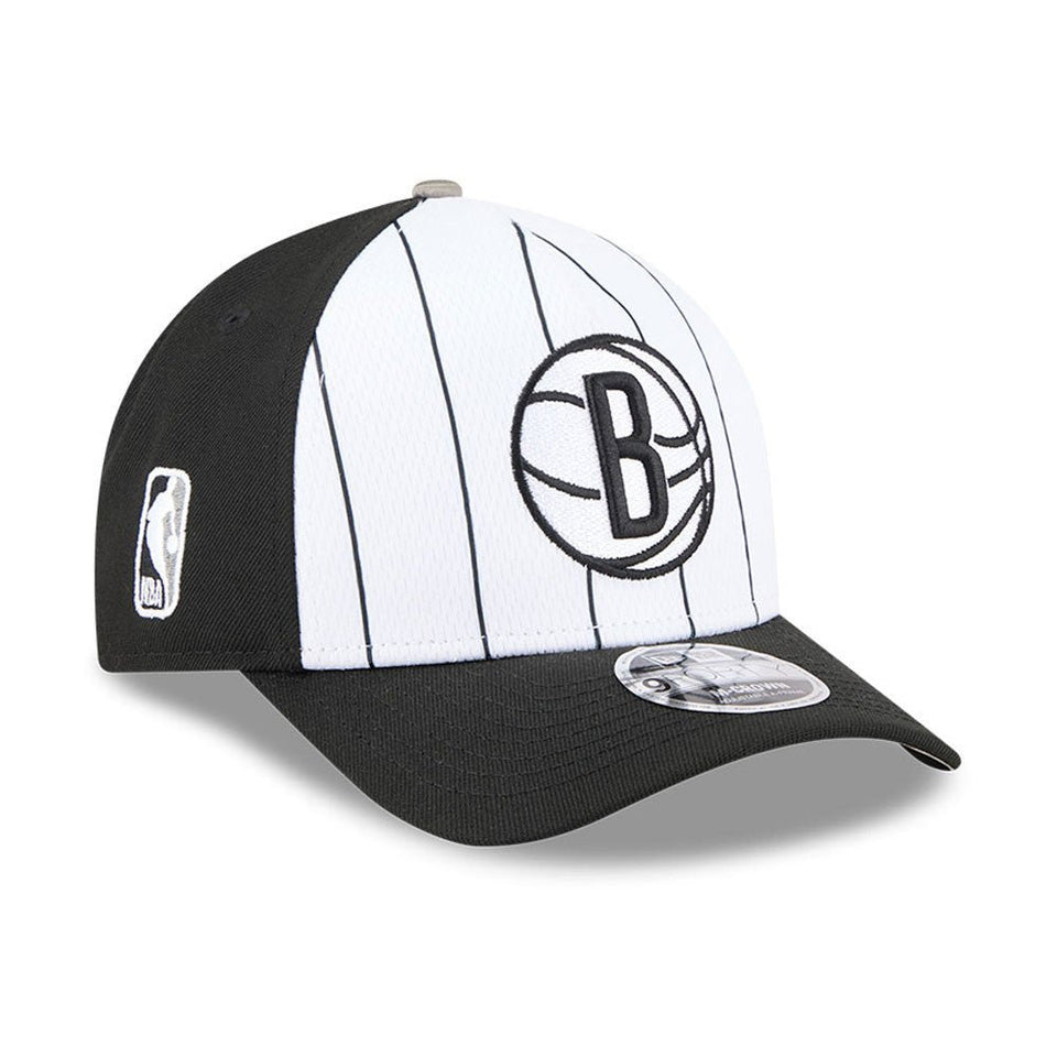 9FORTY M - Crown A - Frame NBA Tip Off 2024 ブルックリン・ネッツ - 14724779 - OSFM | NEW ERA ニューエラ公式オンラインストア