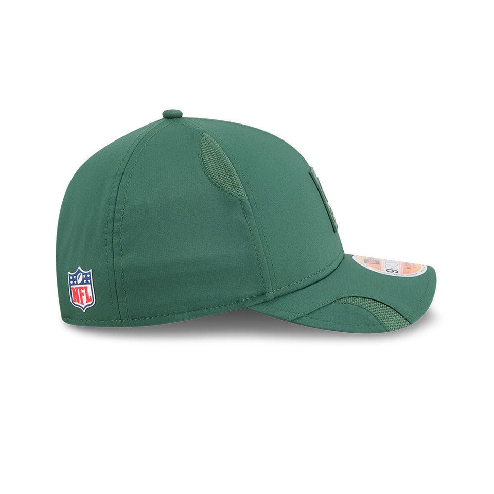 9FORTY M-Crown NFL Sideline 2025 オンフィールド グリーンベイ
