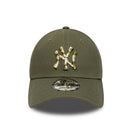 9FORTY Seasonal Infill ニューヨーク・ヤンキース ニューオリーブ - 14667177 - OSFM | NEW ERA ニューエラ公式オンラインストア