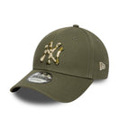 9FORTY Seasonal Infill ニューヨーク・ヤンキース ニューオリーブ - 14667177 - OSFM | NEW ERA ニューエラ公式オンラインストア