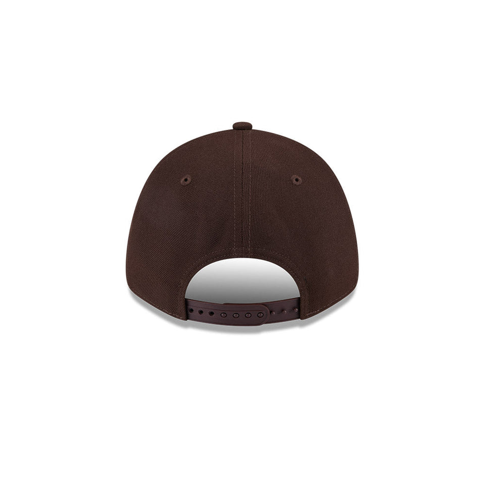 New Era 9FORTY ブラウン キャップ 9FORTY Tonal Logo ニューヨーク・ヤンキース ブラウン | ニューエラ