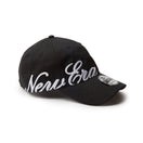 9THIRTY 3 - Panel Logo スクリプトロゴ ブラック - 14307542 - OSFM | NEW ERA ニューエラ公式オンラインストア
