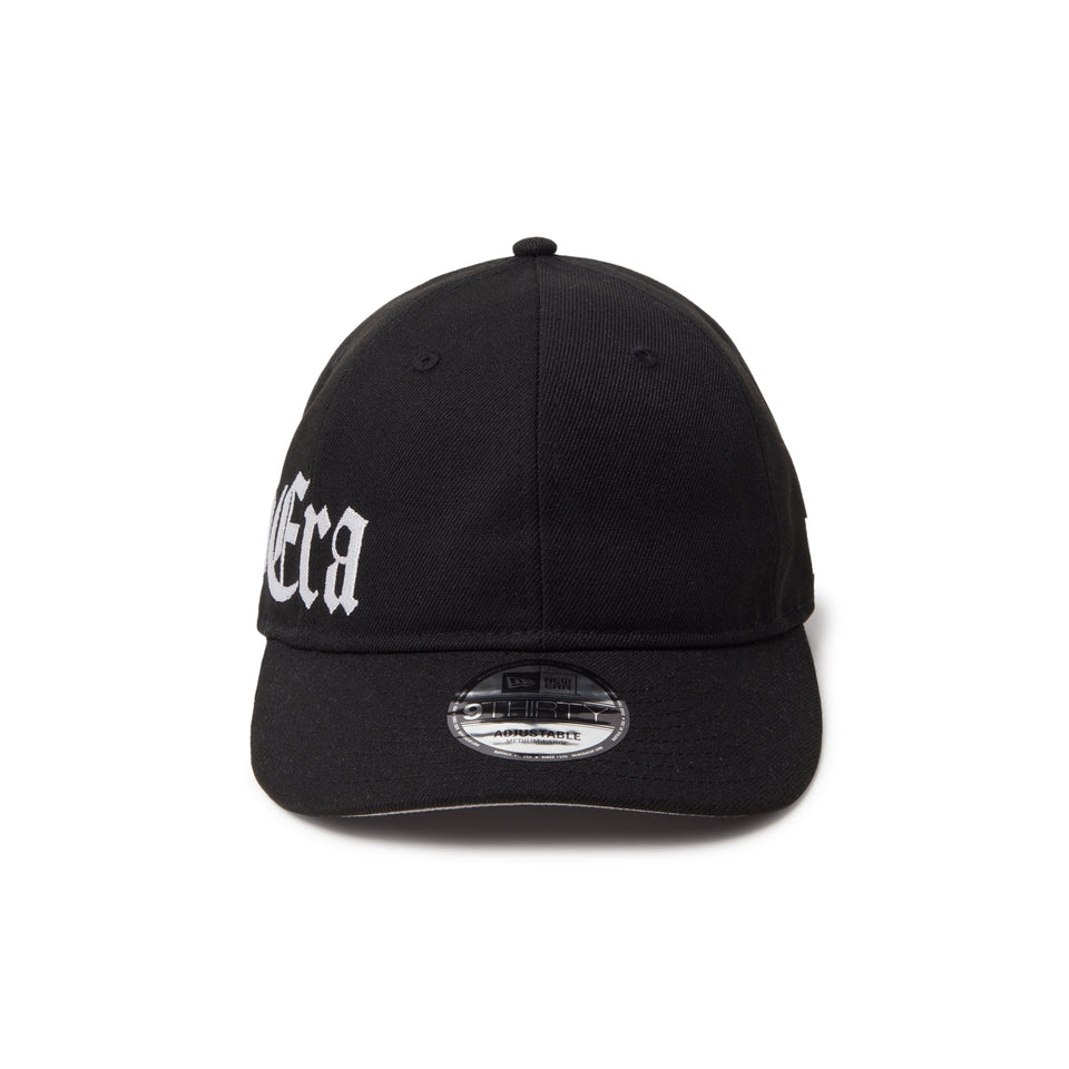 9THIRTY Essential オールドイングリッシュロゴ ブラック - 14388695 - SM | NEW ERA ニューエラ公式オンラインストア