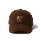 9TWENTY Boa Logo ボアフリース ブラウン - 14667955 - SM | NEW ERA ニューエラ公式オンラインストア