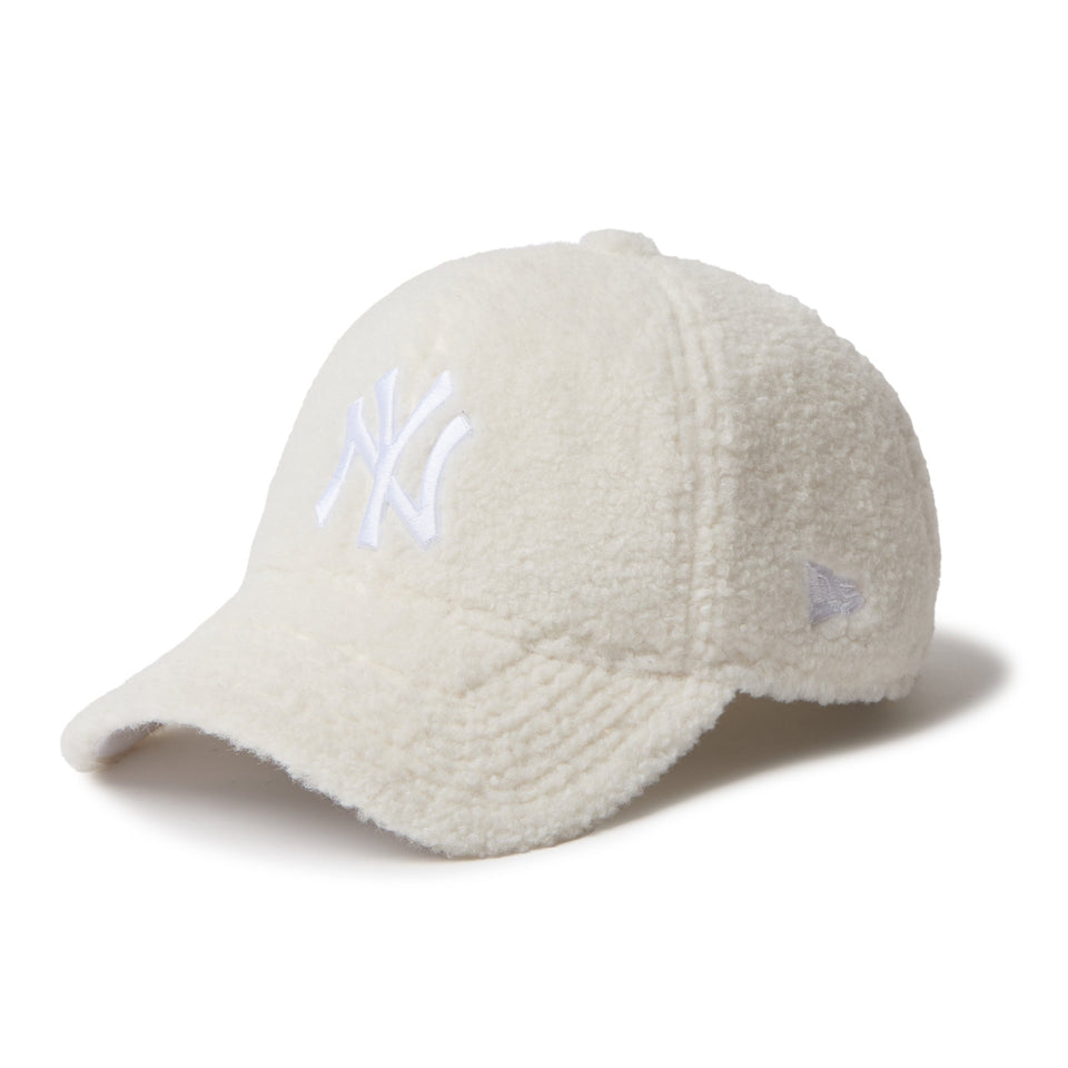 9TWENTY Boa Logo ボアフリース ニューヨーク・ヤンキース ホワイト - 14667962 - SM | NEW ERA ニューエラ公式オンラインストア