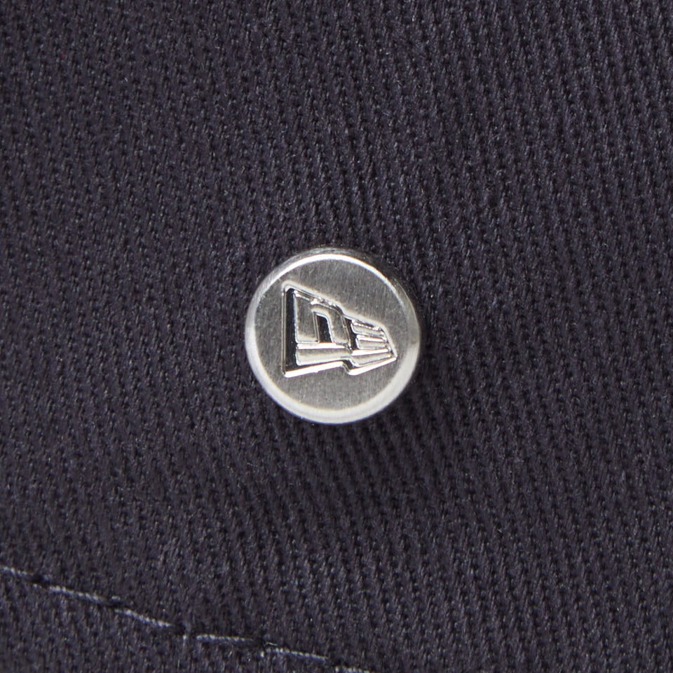9TWENTY Flag & Wordmark メタルピン ネイビー - 14667976 - SM | NEW ERA ニューエラ公式オンラインストア