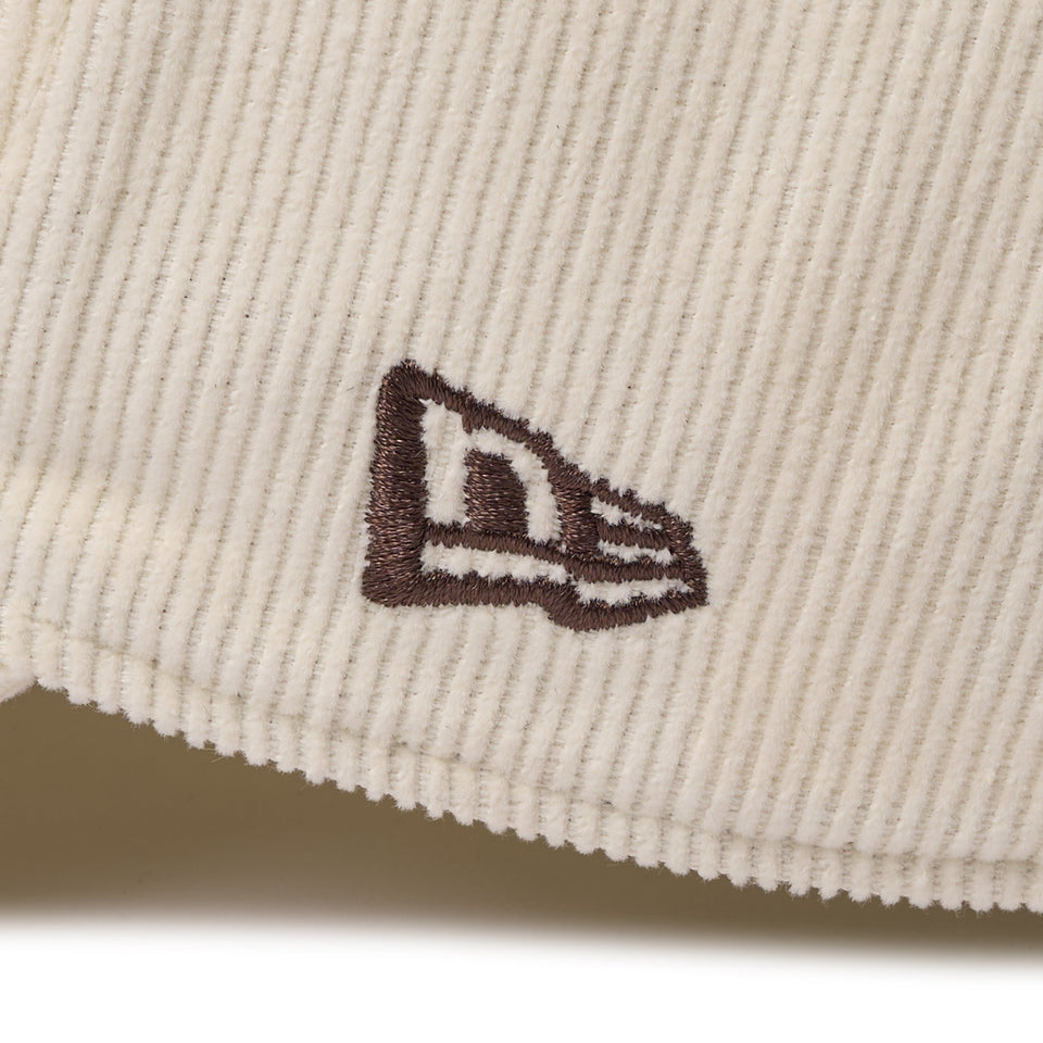 9TWENTY Micro Corduroy クラシックロゴ クローム - 14667970 - SM | NEW ERA ニューエラ公式オンラインストア