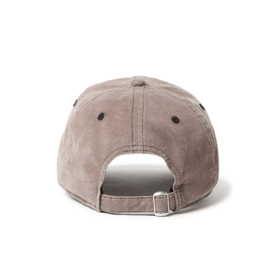 9TWENTY The New York マイクロコーデュロイ ダークグレー - 14699398 - SM | NEW ERA ニューエラ公式オンラインストア
