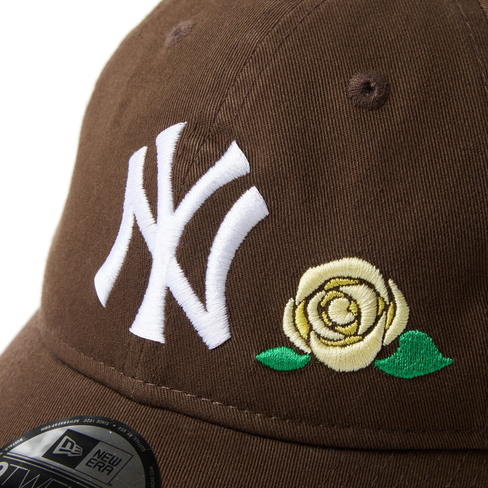 9TWENTY クロスストラップ With Rose ニューヨーク･ヤンキース ウォルナット - 14668003-SM | NEW ERA ニューエラ公式オンラインストア