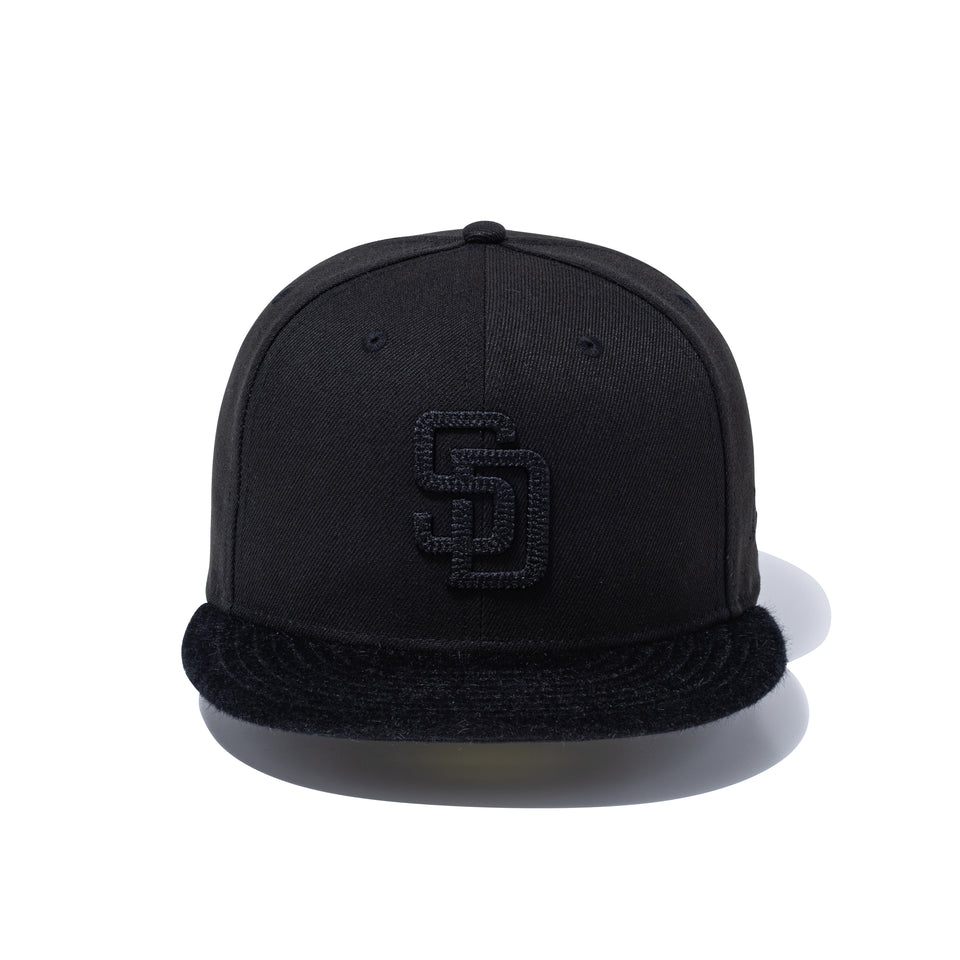 New Era サンディエゴ・パドレスポストシーズンキャップ 59FIFTY Year Of The Horse サンディエゴ・パドレス ブラック
