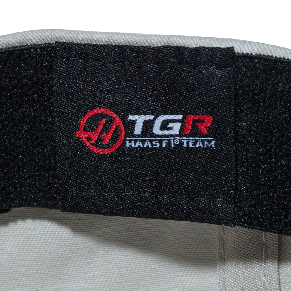 9SEVENTY TGR・ハース F1 チーム アイボリー オリーブバイザー