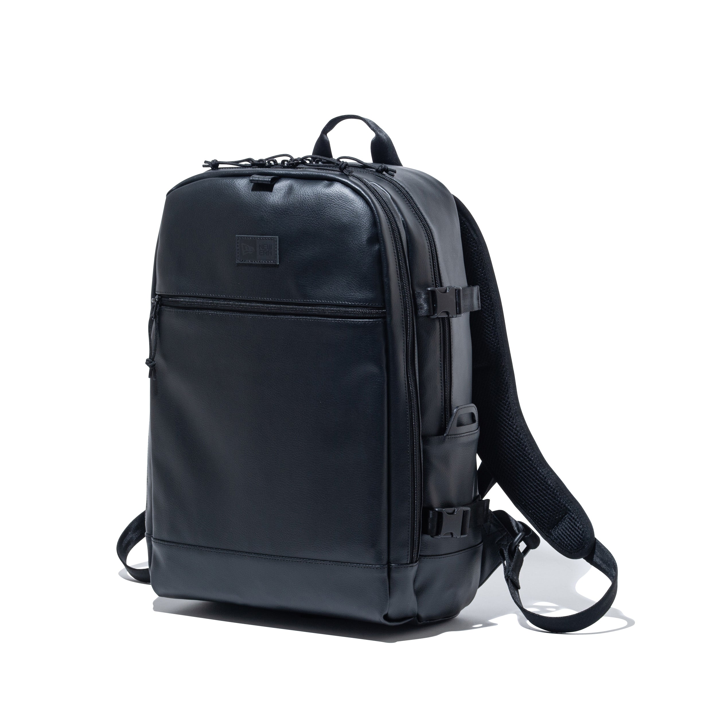 スマートパック 28L シンセティックレザー ブラック | ニューエラ