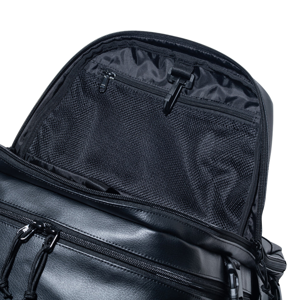 スマートパック 28L シンセティックレザー ブラック