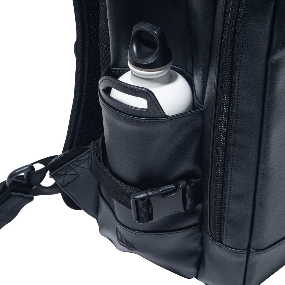 スマートパック 28L シンセティックレザー ブラック