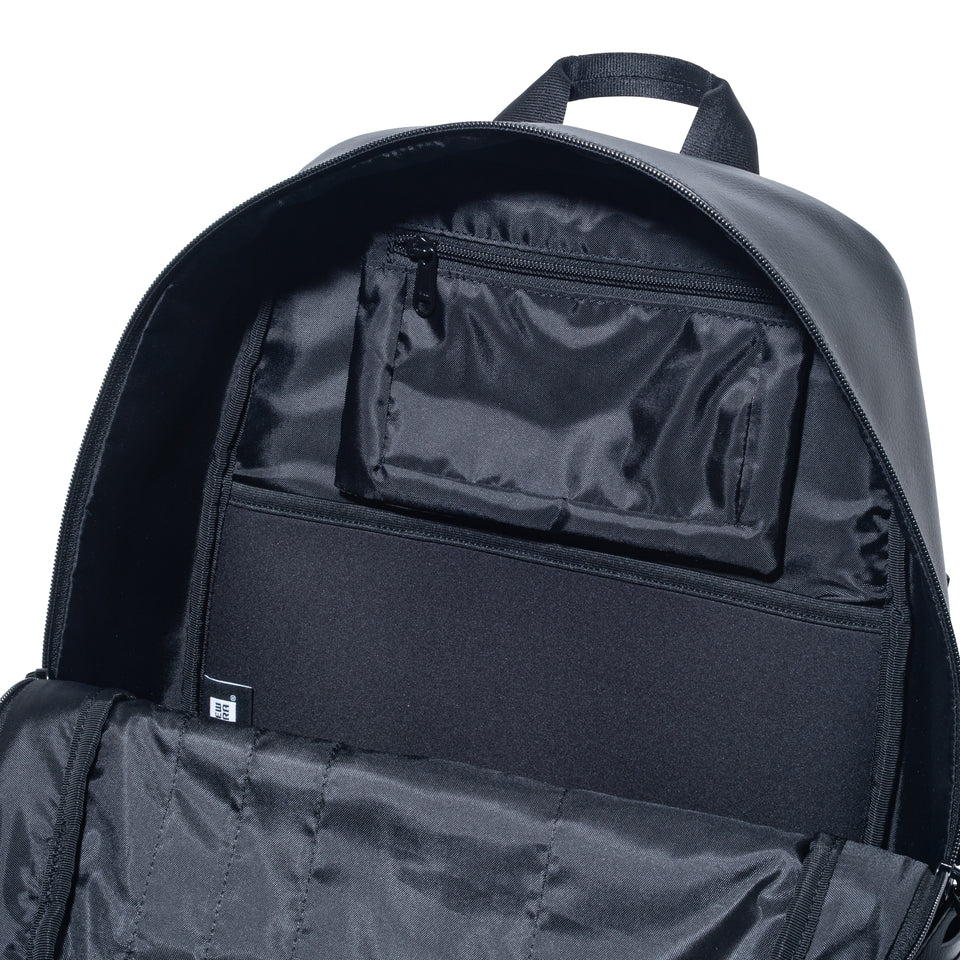 スマートパック 28L シンセティックレザー ブラック