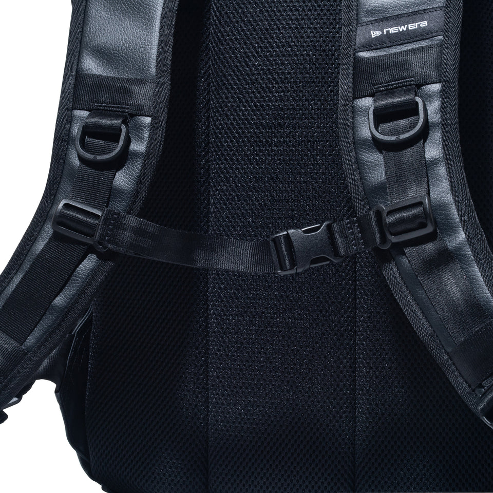 スマートパック 28L シンセティックレザー ブラック