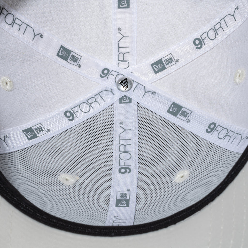 9FORTY White Day Rhinestone ラインストーン クラシックロゴ クローム