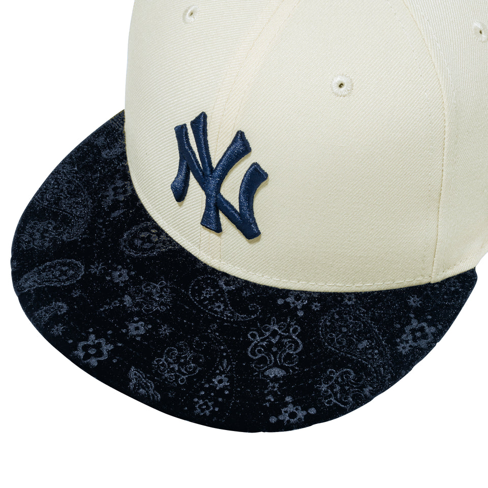 59FIFTY 59FIFTY DAY Memorial Collection ニューヨーク・ヤンキース クロームホワイト ブラックペイズリーバイザー