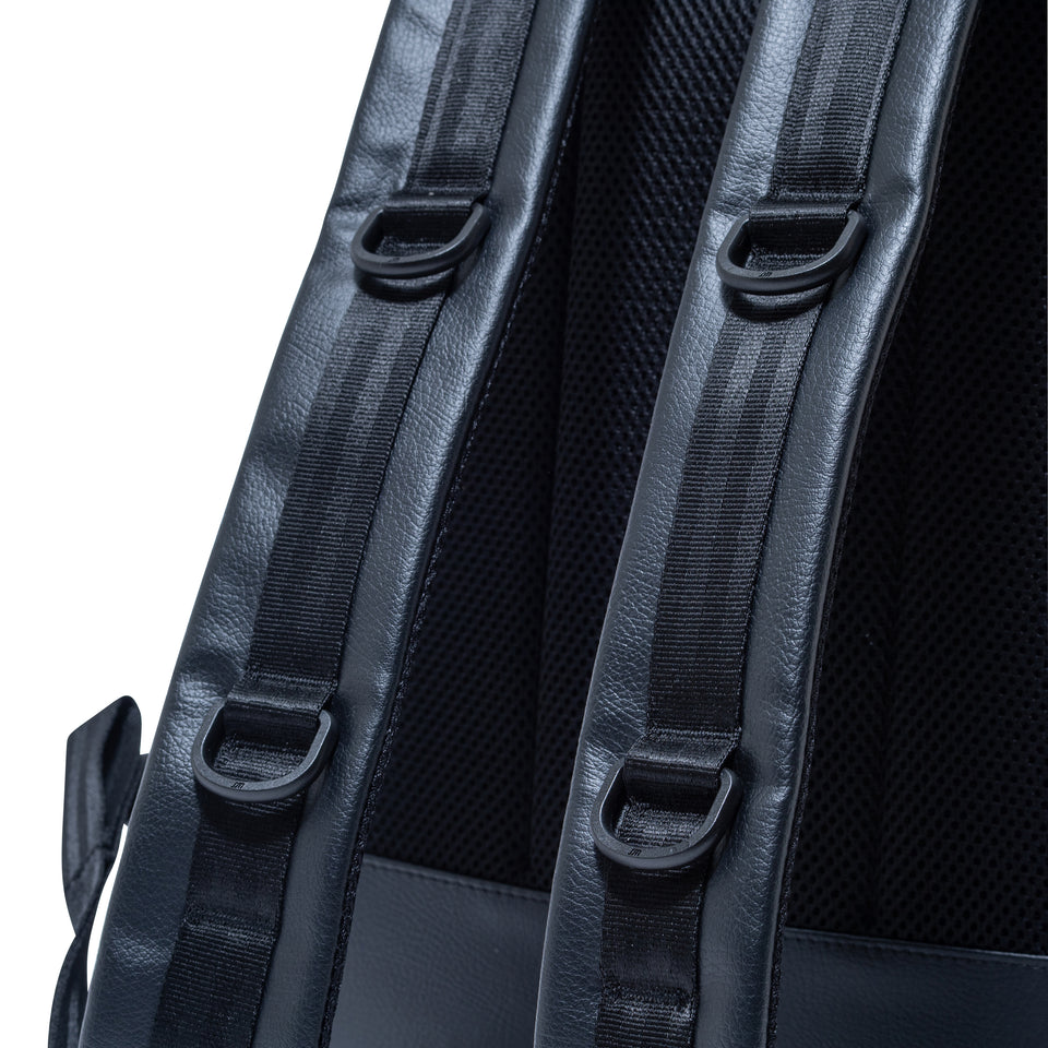 ライトパック 27L シンセティックレザー ブラック