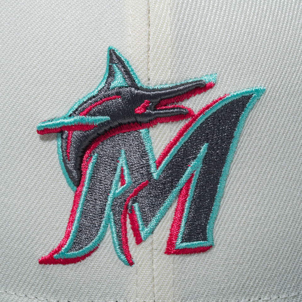59FIFTY Miami Beach マイアミ・マーリンズ クロームホワイト グラファイトバイザー
