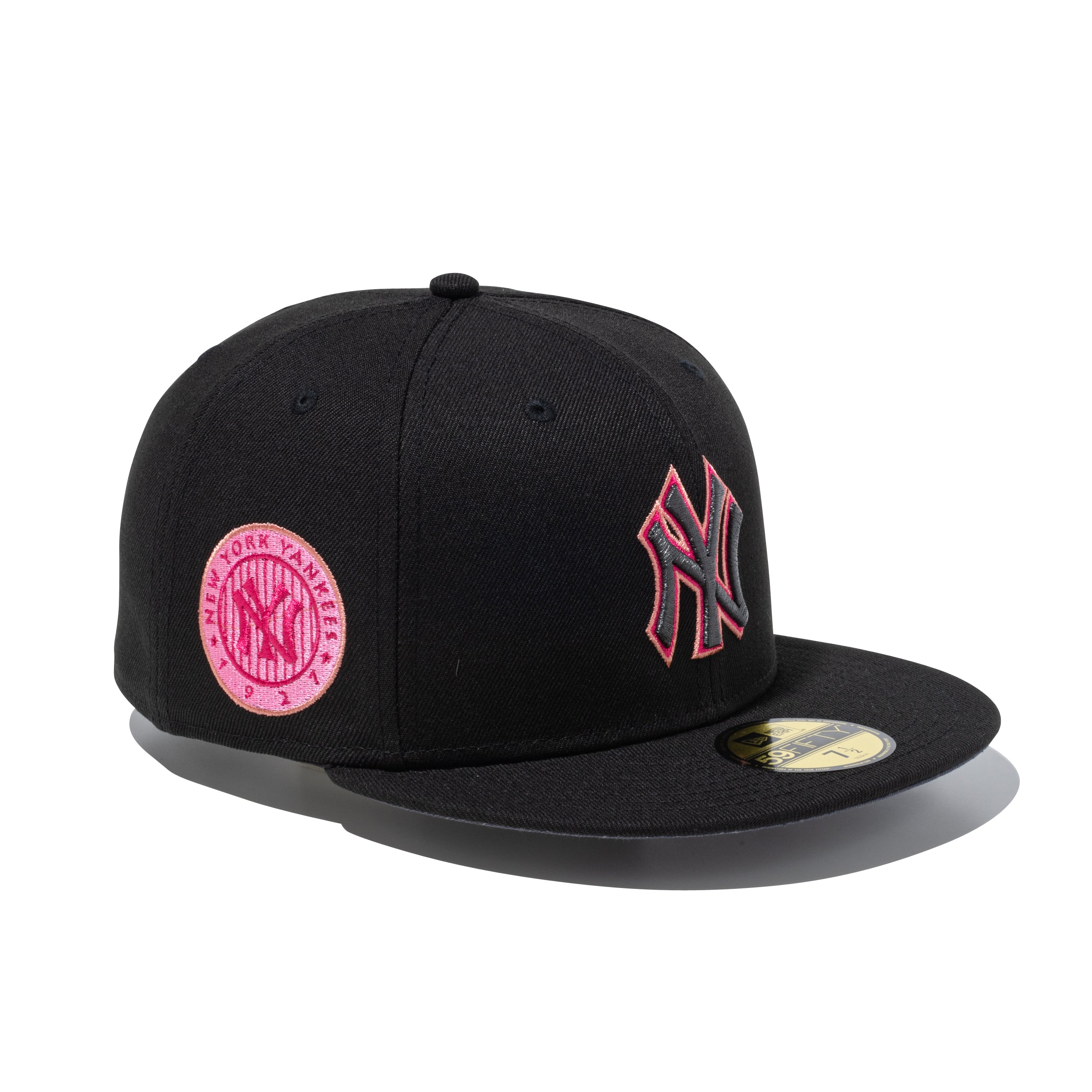 59FIFTY Strawberry Moon ニューヨーク・ヤンキース ブラック
